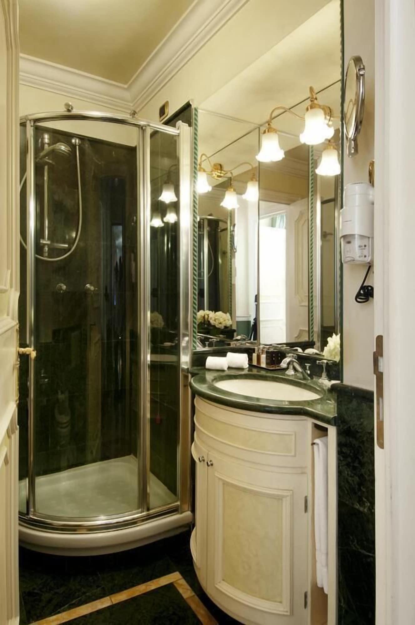 Petit Palais Hotel De Charme Milano Phòng bức ảnh