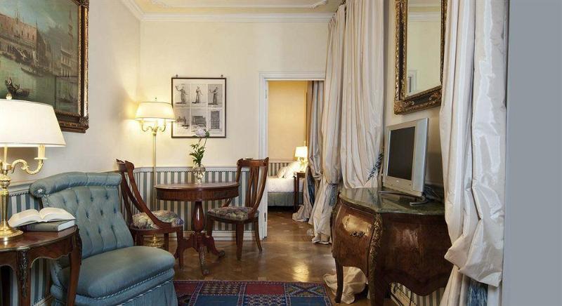 Petit Palais Hotel De Charme Milano Ngoại thất bức ảnh